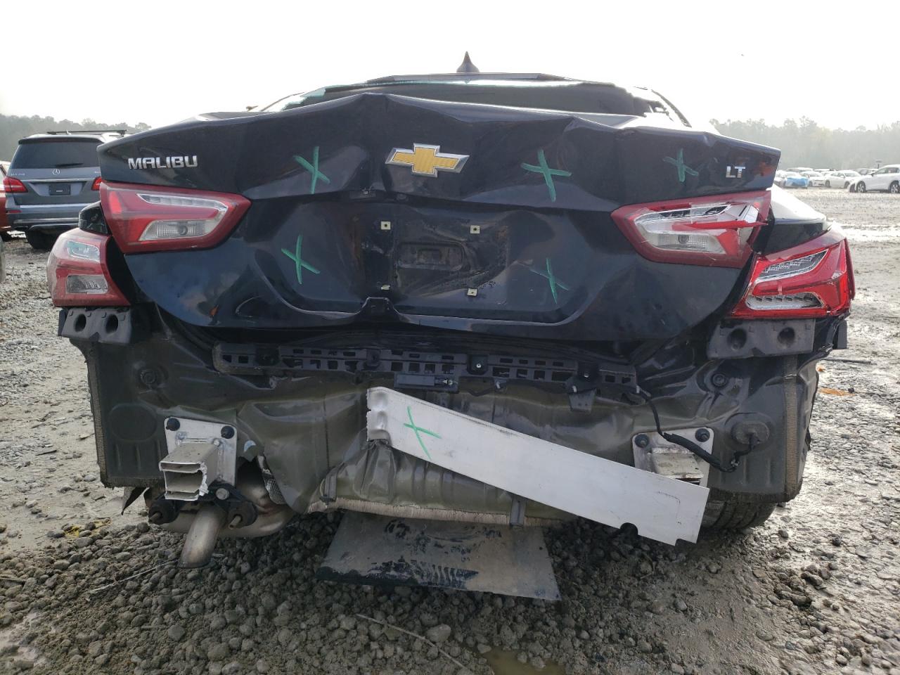 Photo 9 from auction – 2019 CHEVROLET MALIBU LT with VIN 1G1ZD5ST0KF106831