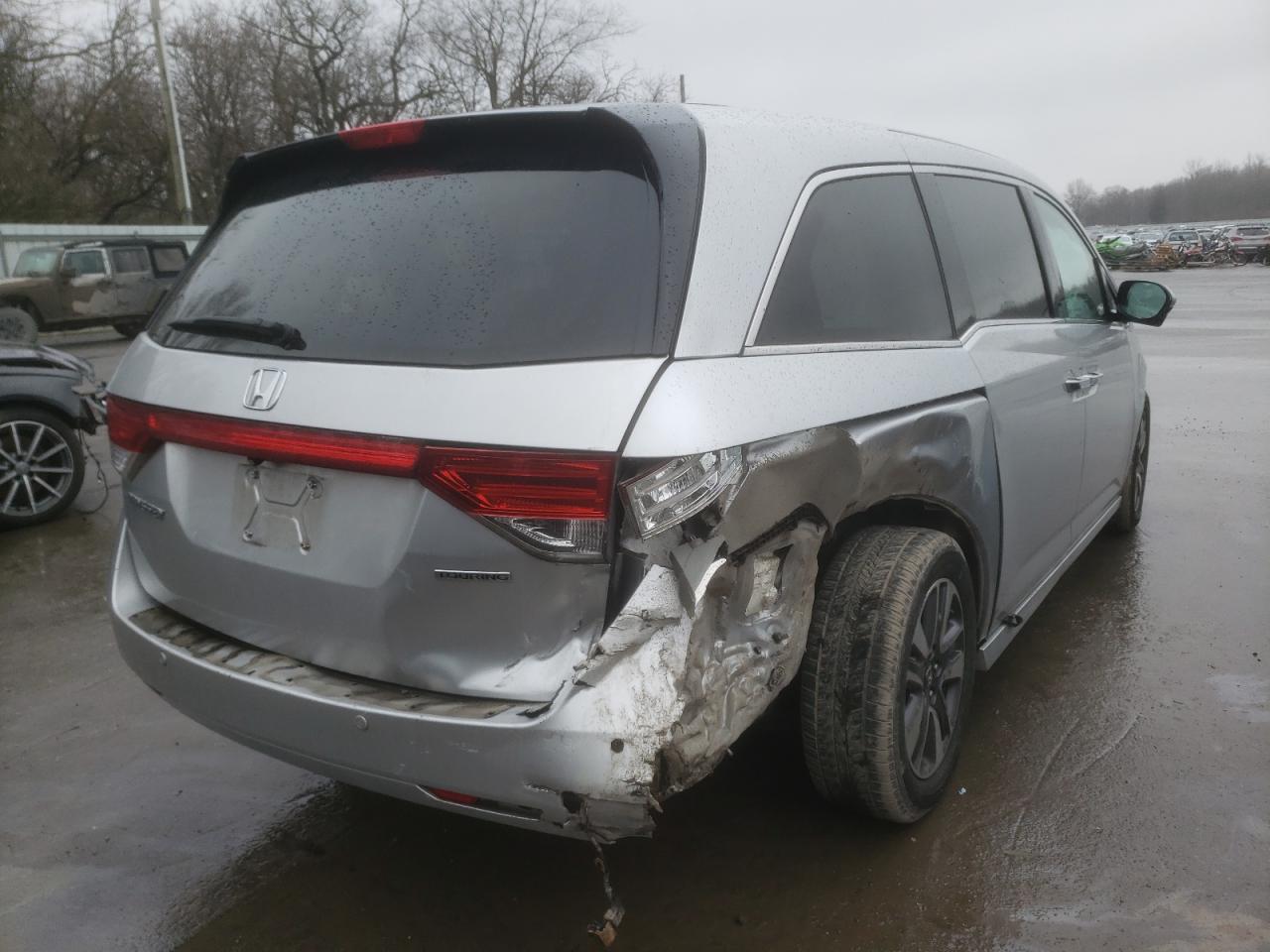 Photo 4 from auction – 2015 HONDA ODYSSEY TO with VIN 5FNRL5H94FB079083