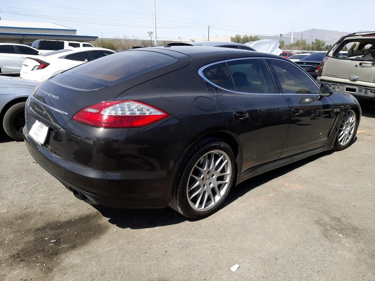 Photo 4 from auction – 2010 PORSCHE PANAMERA S with VIN WP0AB2A78AL060243