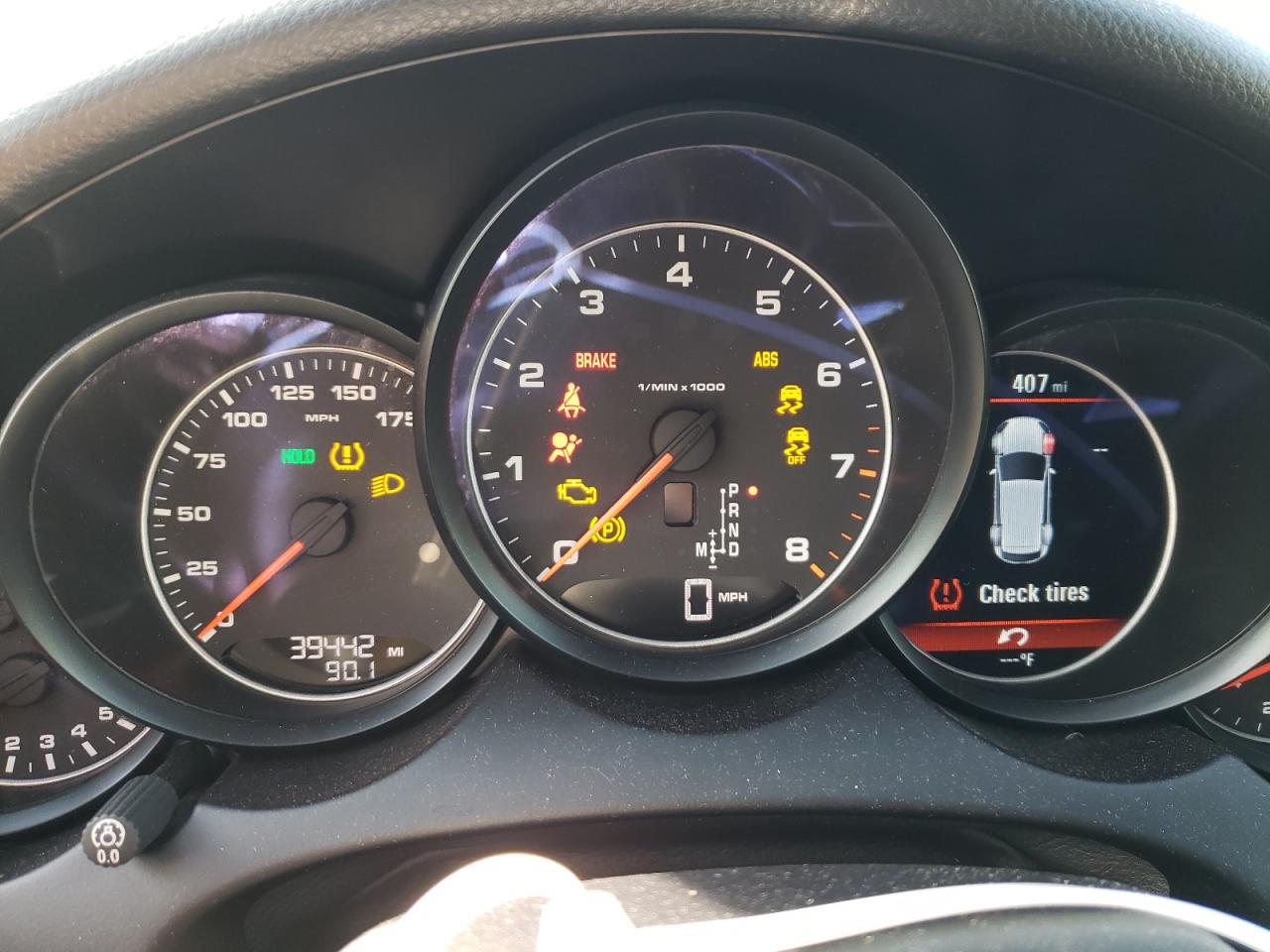 Photo 8 from auction – 2017 PORSCHE CAYENNE with VIN WP1AA2A26HKA91254