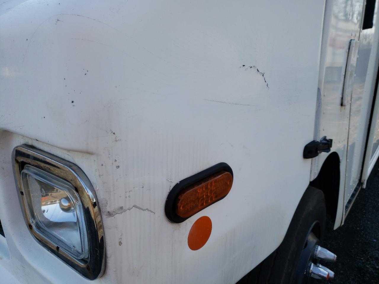 Photo 9 from auction – 2005 FREIGHTLINER CHASSIS M with VIN 4UZAANCPX5CV68782