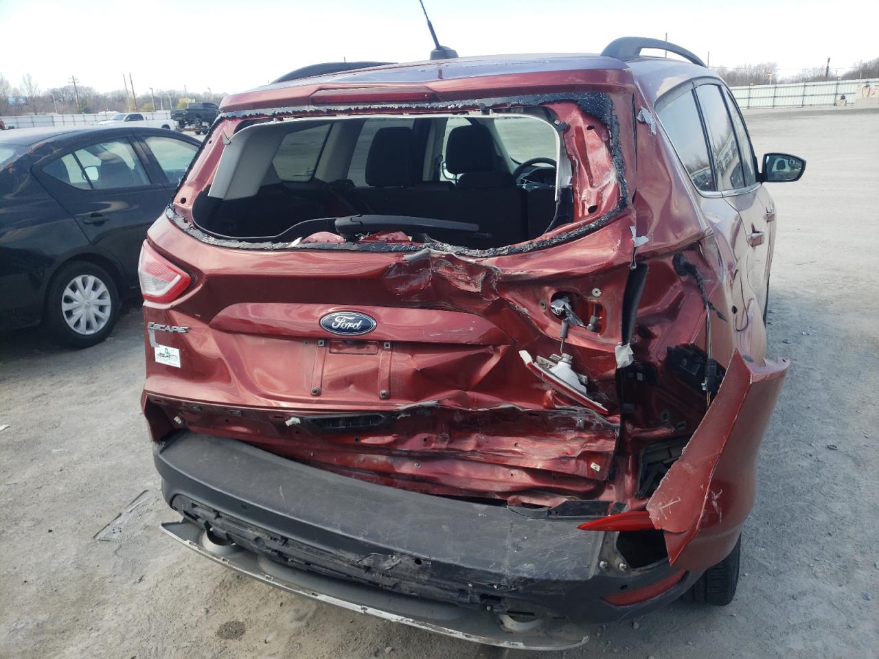 Photo 9 from auction – 2016 FORD ESCAPE SE with VIN 1FMCU0GX3GUA74922