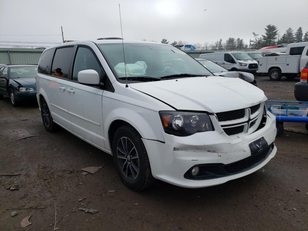 DODGE GRAND CARA 2016 with VIN 2C4RDGEG9GR310528 - Photo from auction