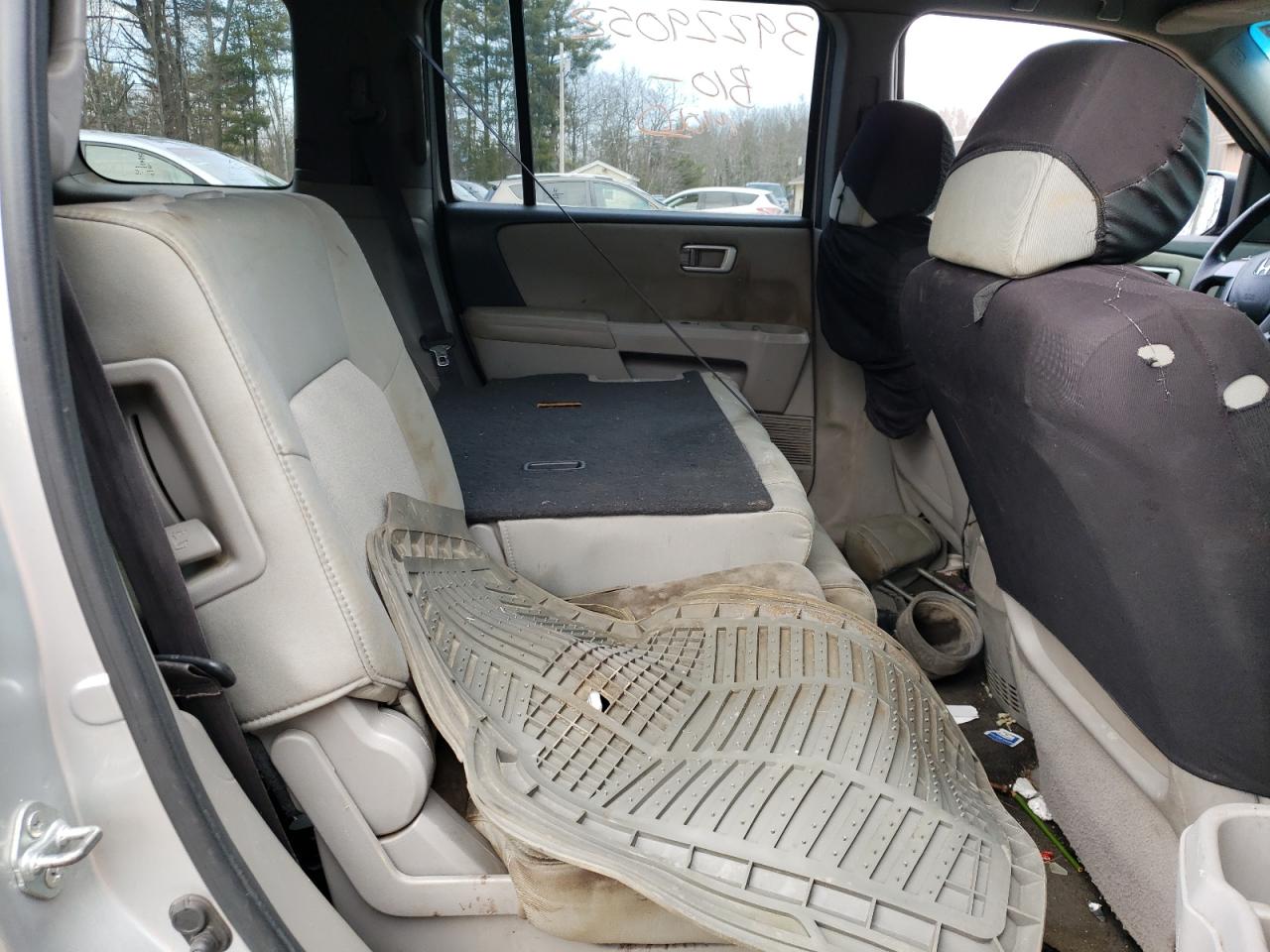 Photo 6 from auction – 2011 HONDA PILOT LX with VIN 5FNYF4H29BB053833