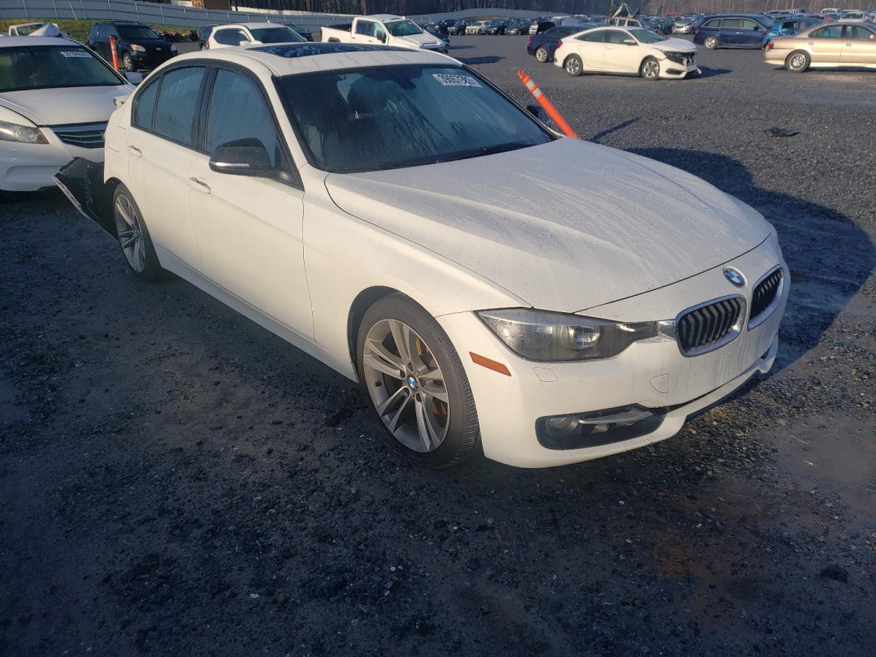 BMW 328 2012 with VIN WBA3A5G55CNP15868 - Photo from auction