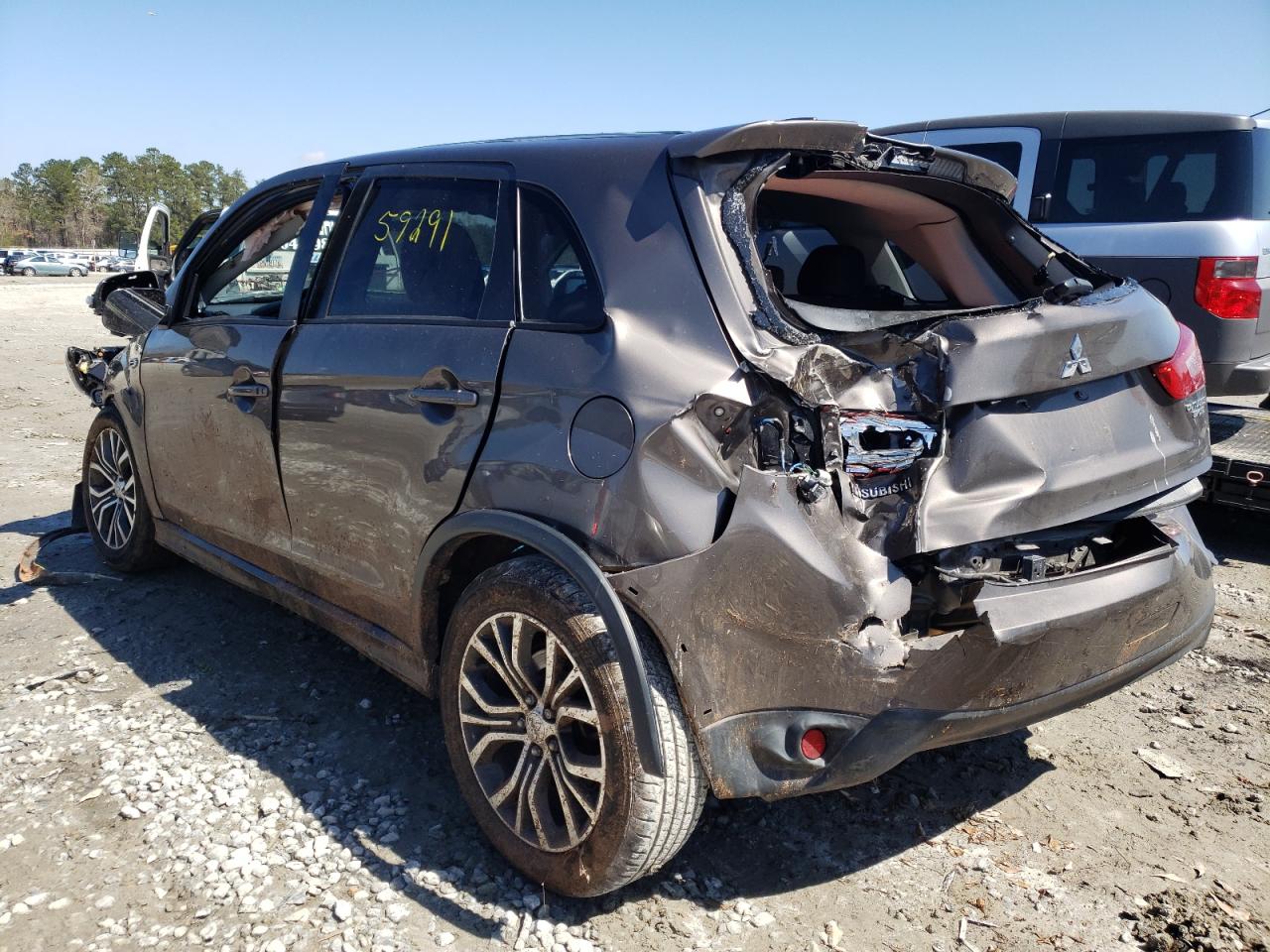 Photo 3 from auction – 2017 MITSUBISHI OUTLANDER with VIN JA4AP3AW5HZ065237