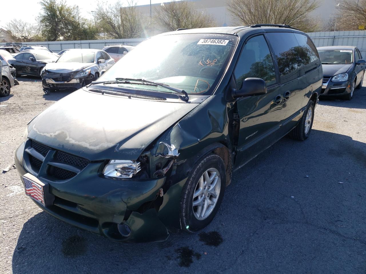 Photo 2 from auction – 1999 DODGE GRAND CARA with VIN 2B4GP44G1XR262602