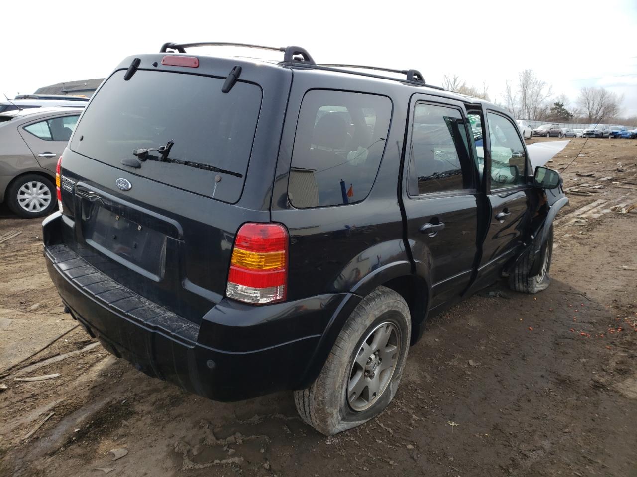 Photo 4 from auction – 2005 FORD ESCAPE LIM with VIN 1FMYU94115KA56308