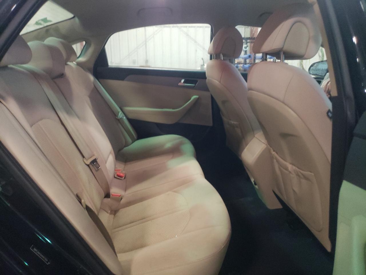 Photo 6 from auction – 2017 HYUNDAI SONATA SE with VIN 5NPE24AF0HH447064