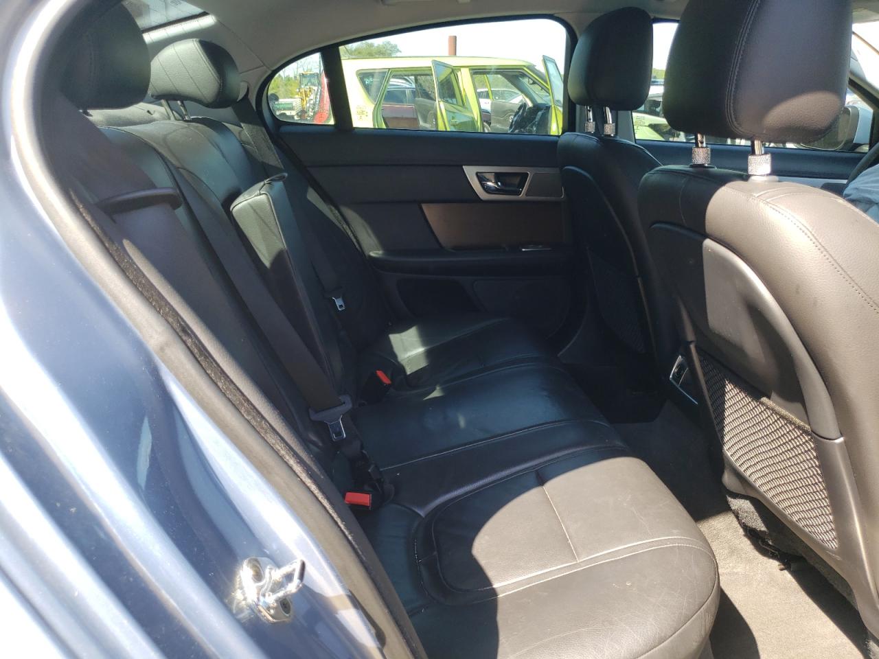 Photo 6 from auction – 2013 JAGUAR XF with VIN SAJWA0ES6DPS82919