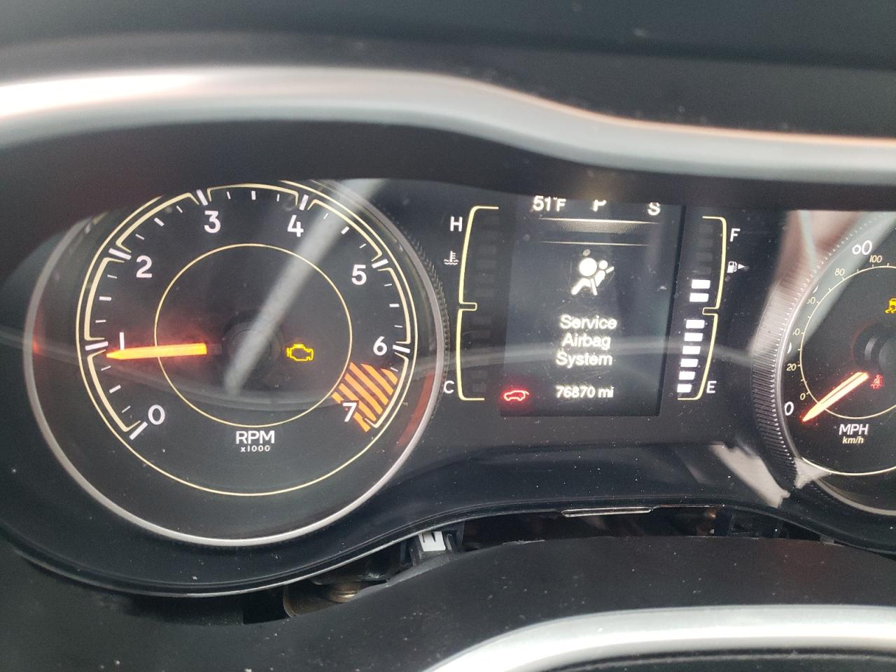 Photo 8 from auction – 2014 JEEP CHEROKEE L with VIN 1C4PJMCB1EW107272