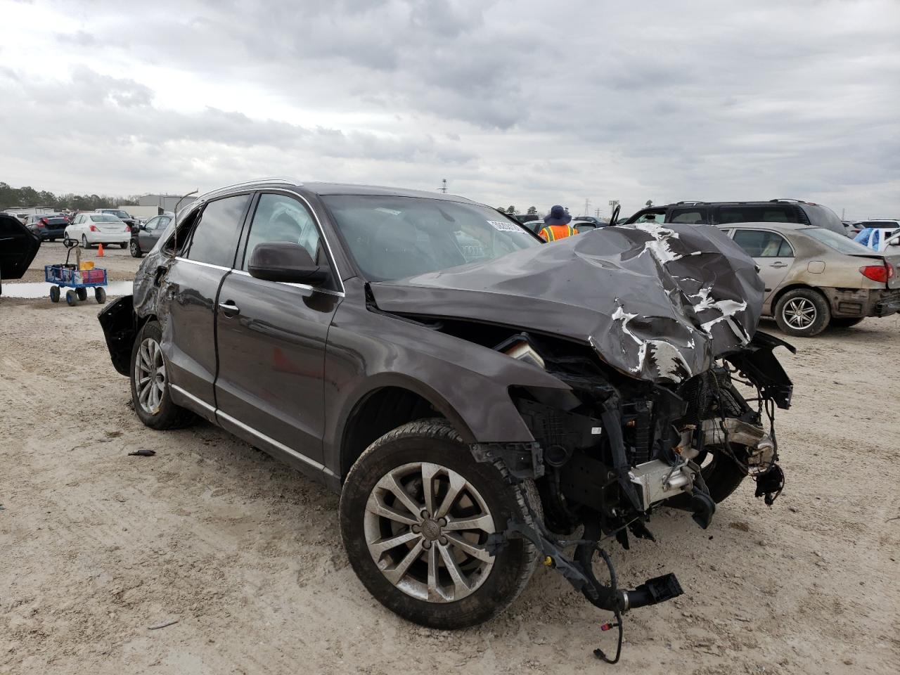 AUDI Q5 PREMIUM 2015 z numerem VIN WA1LFAFPXFA032084 - Zdjęcie z aukcji