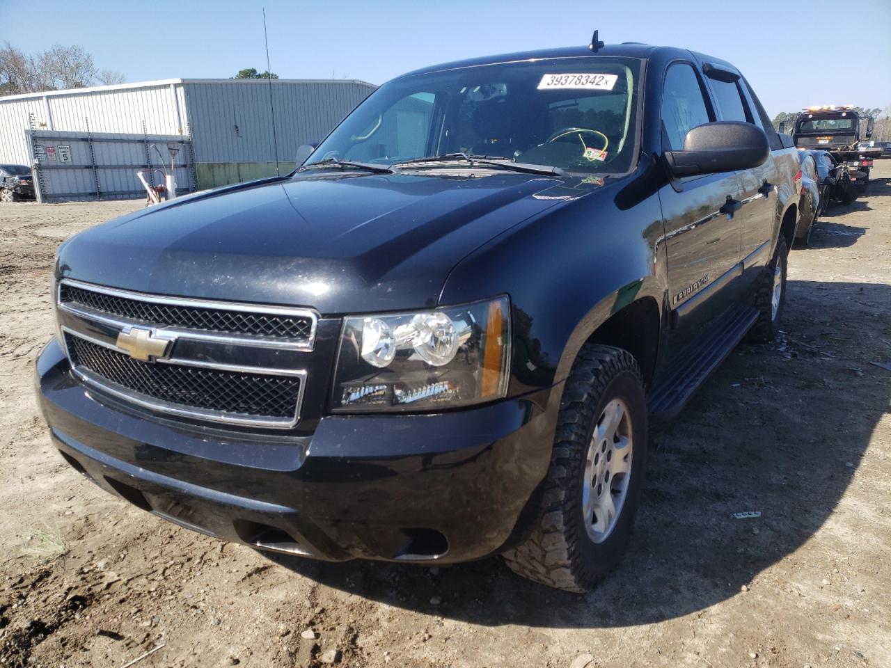 Photo 2 from auction – 2008 CHEVROLET AVALANCHE with VIN 3GNFK123X8G281580