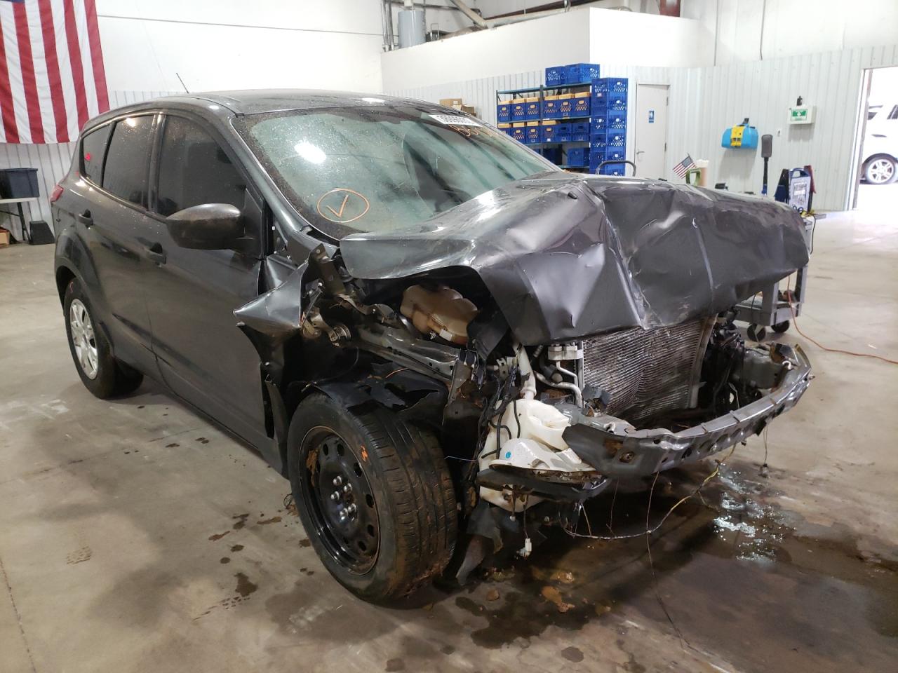 FORD ESCAPE S 2015 with VIN 1FMCU0F77FUB61092 - Photo from auction