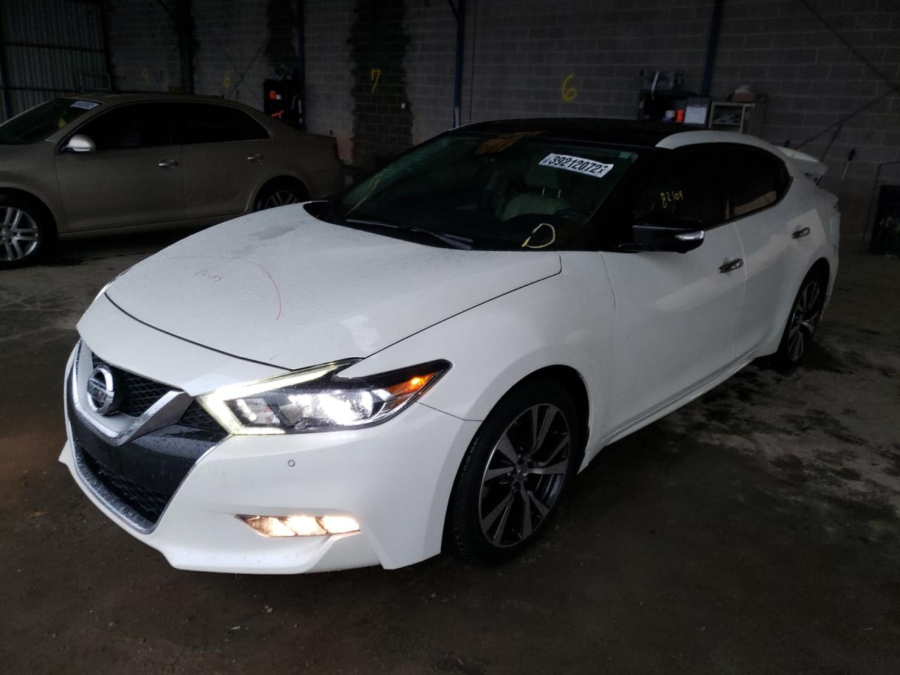 Photo 2 from auction – 2016 NISSAN MAXIMA 3.5 with VIN 1N4AA6AP1GC422891
