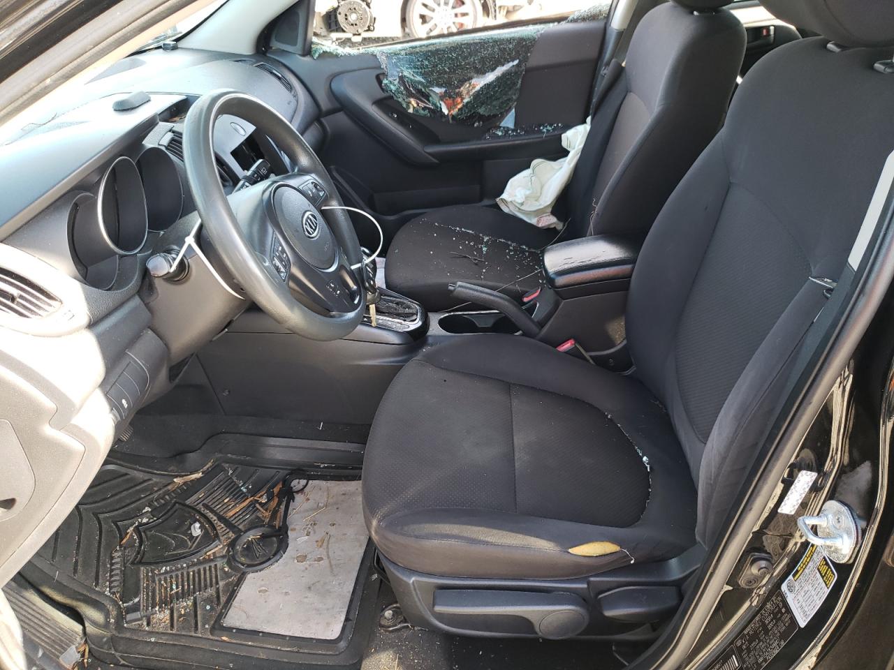 Photo 5 from auction – 2012 KIA FORTE EX with VIN KNAFU5A23C5468417