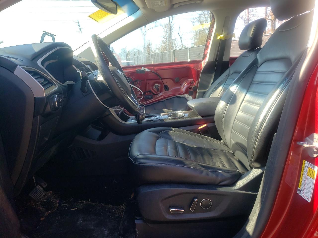 Photo 5 from auction – 2015 FORD EDGE SEL with VIN 2FMTK4J85FBC28307
