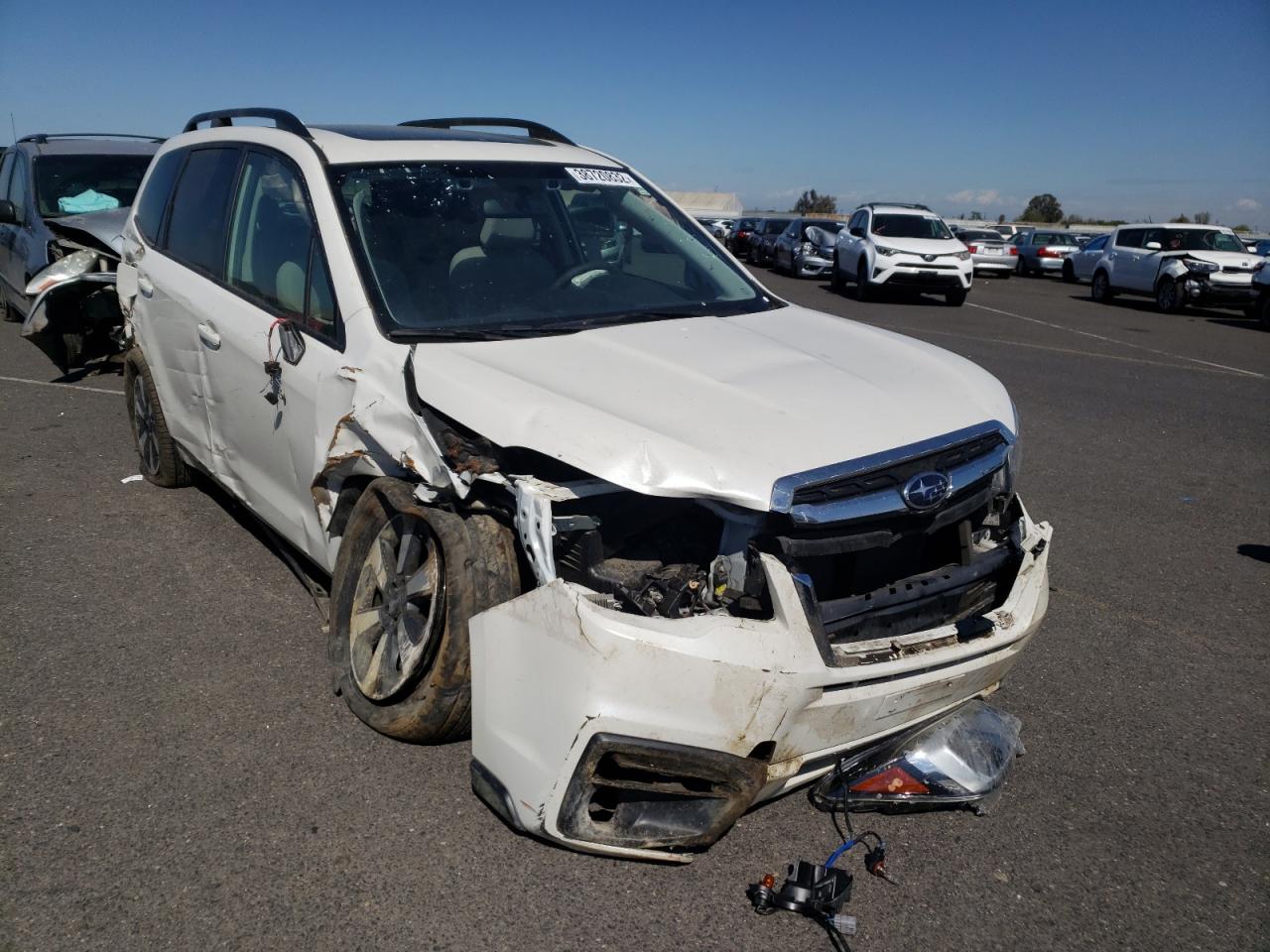 SUBARU FORESTER 2 2018 with VIN JF2SJAGC5JH582533 - Photo from auction