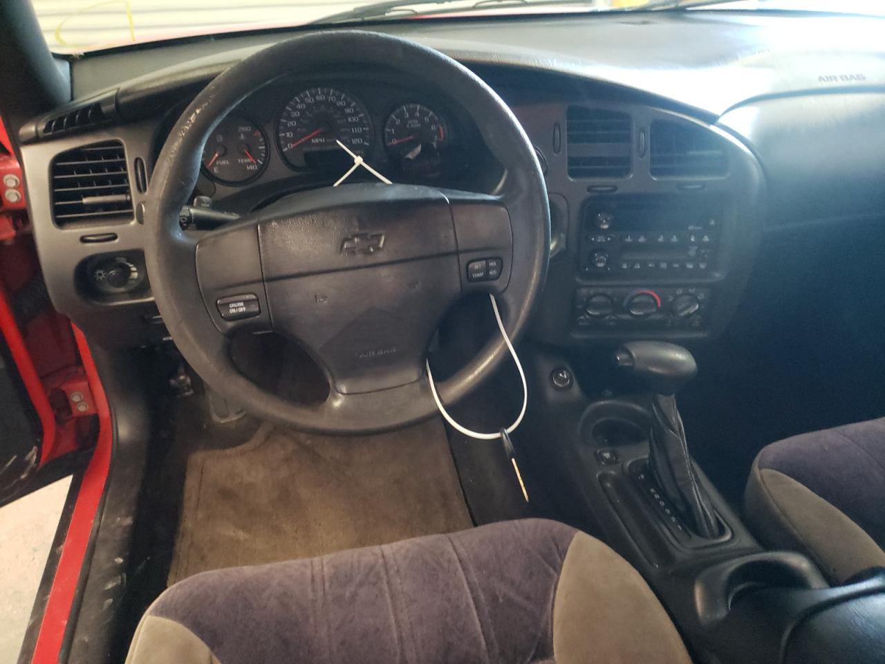 Photo 9 from auction – 2001 CHEVROLET MONTECARLO with VIN 2G1WW12E619305106