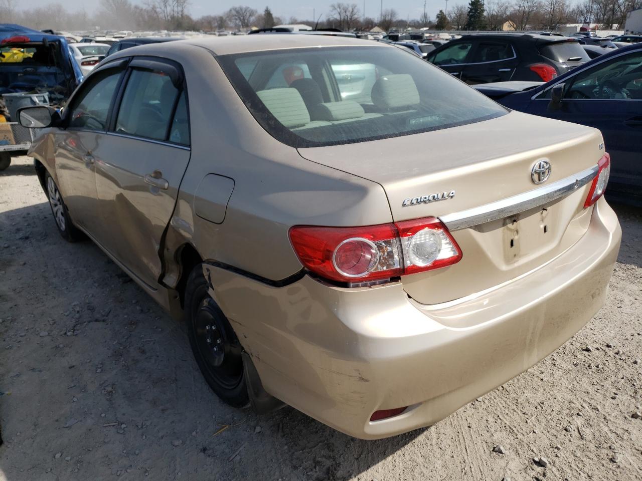 Photo 3 from auction – 2013 TOYOTA COROLLA with VIN 5YFBU4EE7DP180856