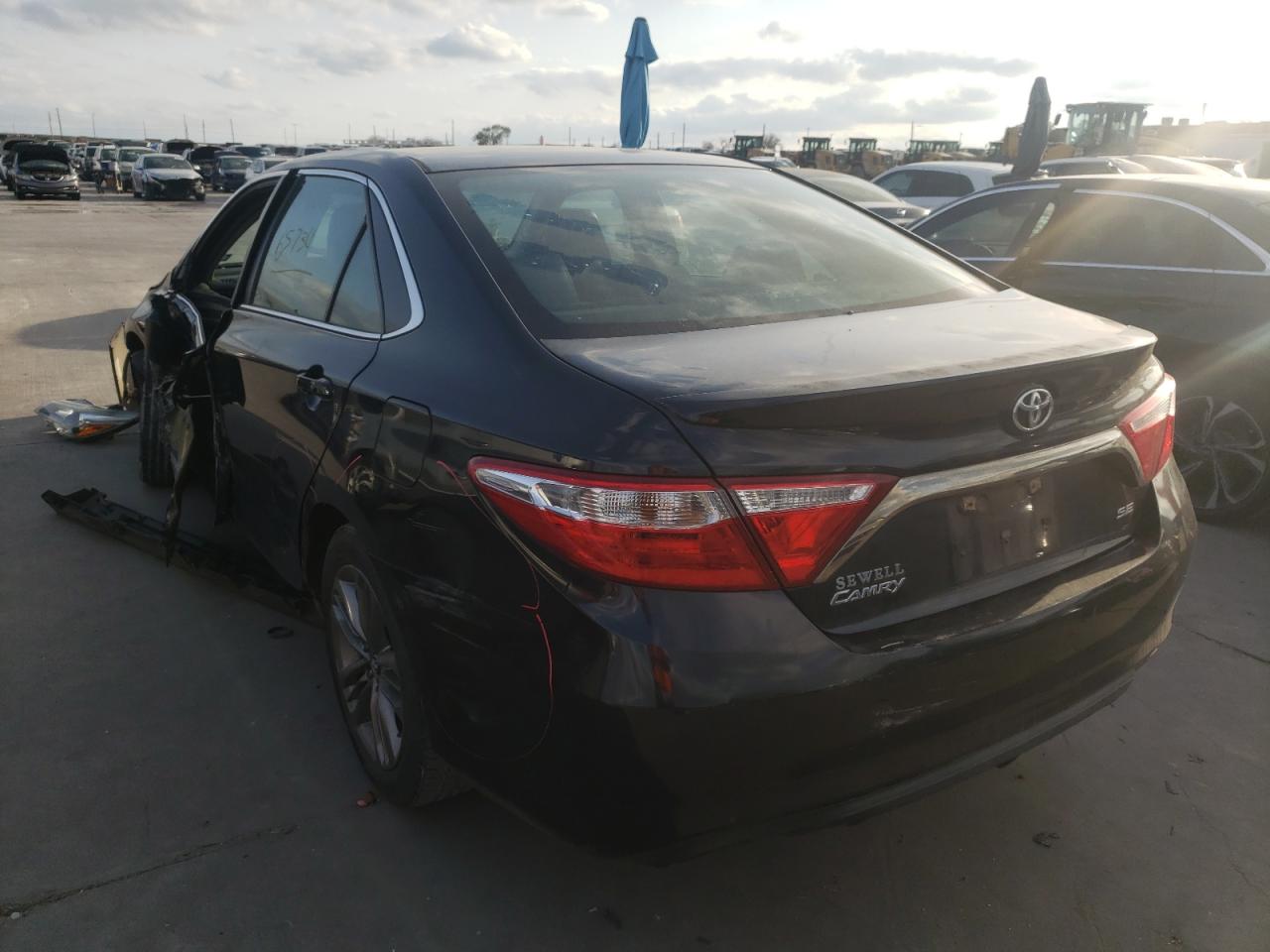 Photo 3 from auction – 2015 TOYOTA CAMRY LE with VIN 4T1BF1FK8FU031211