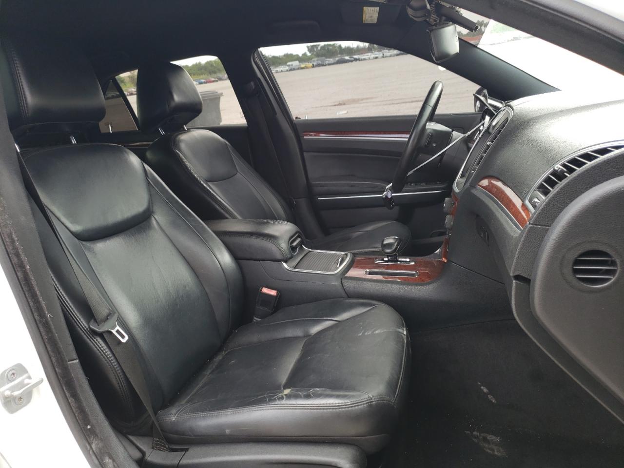 Photo 5 from auction – 2013 CHRYSLER 300 with VIN 2C3CCAAG0DH626661