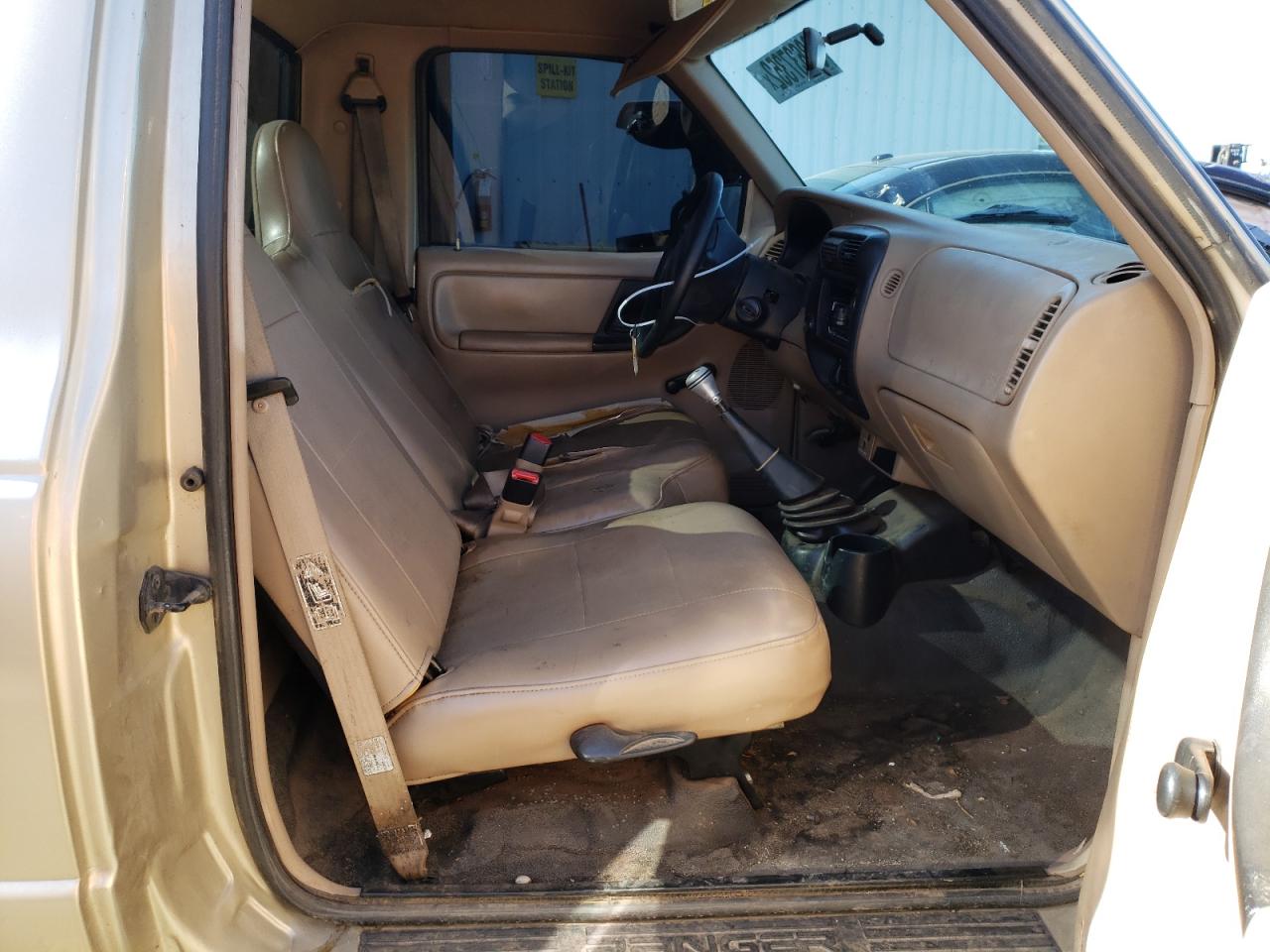 Photo 5 from auction – 2000 FORD RANGER with VIN 1FTYR10C8YPC15069