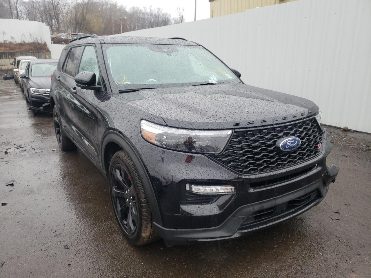 FORD EXPLORER S 2022 with VIN 1FM5K8GC3NGA38167 - Photo from auction