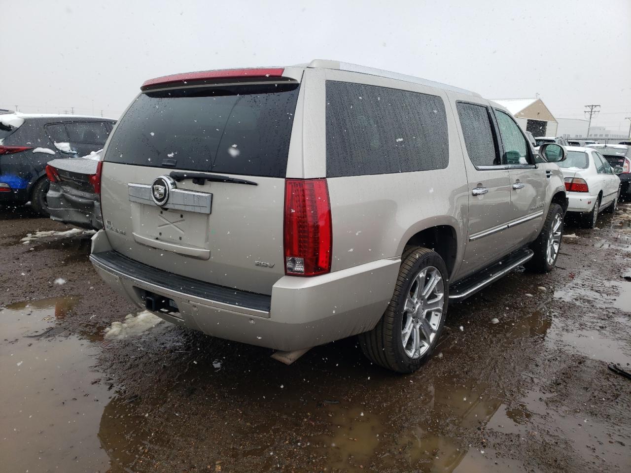 Zdjęcie 4 z aukcji – 2007 CADILLAC ESCALADE E z VIN 1GYFK66817R298207