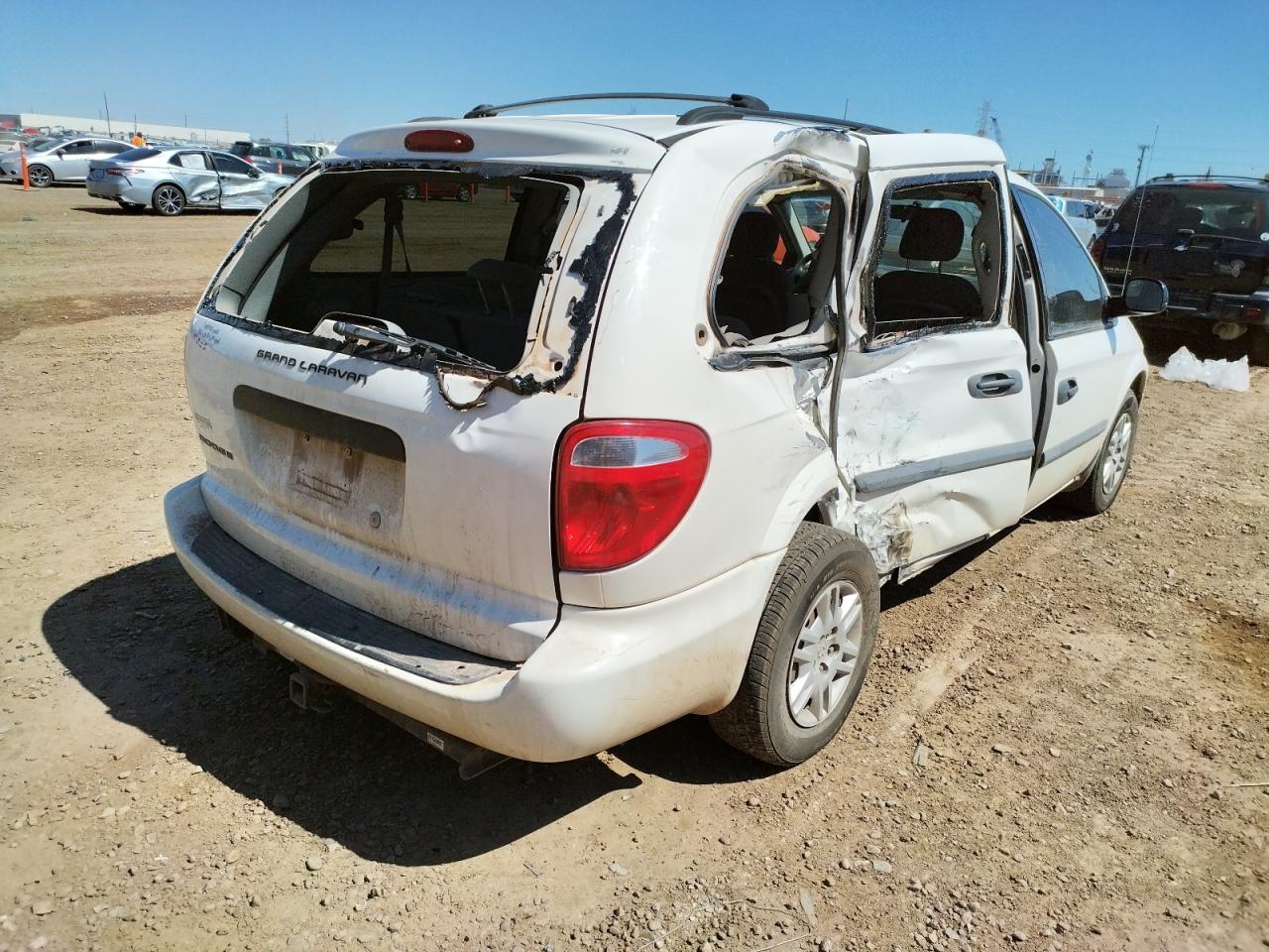Photo 4 from auction – 2007 DODGE GRAND CARA with VIN 1D4GP24R17B124228