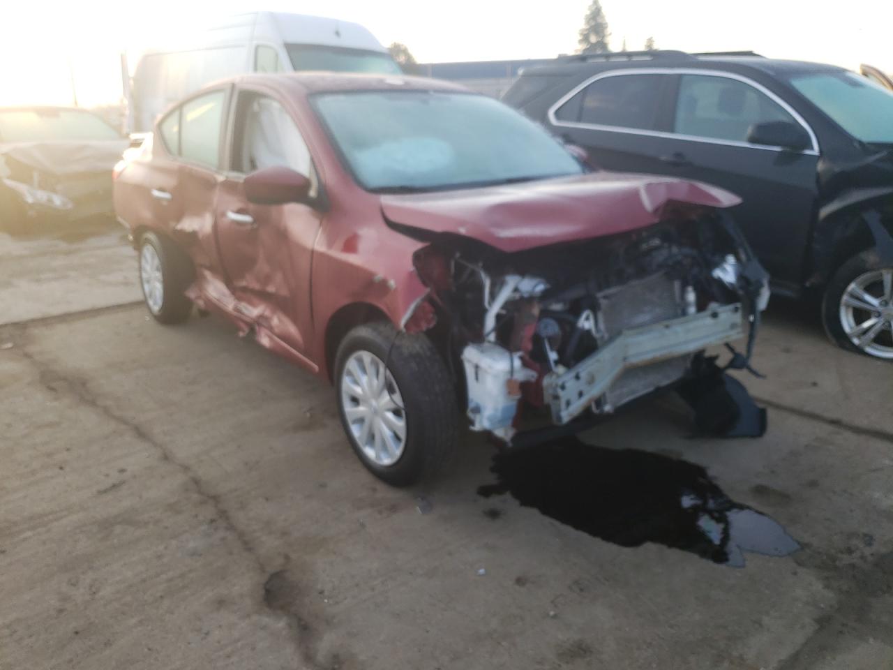 NISSAN VERSA S 2019 with VIN 3N1CN7AP3KL821170 - Photo from auction