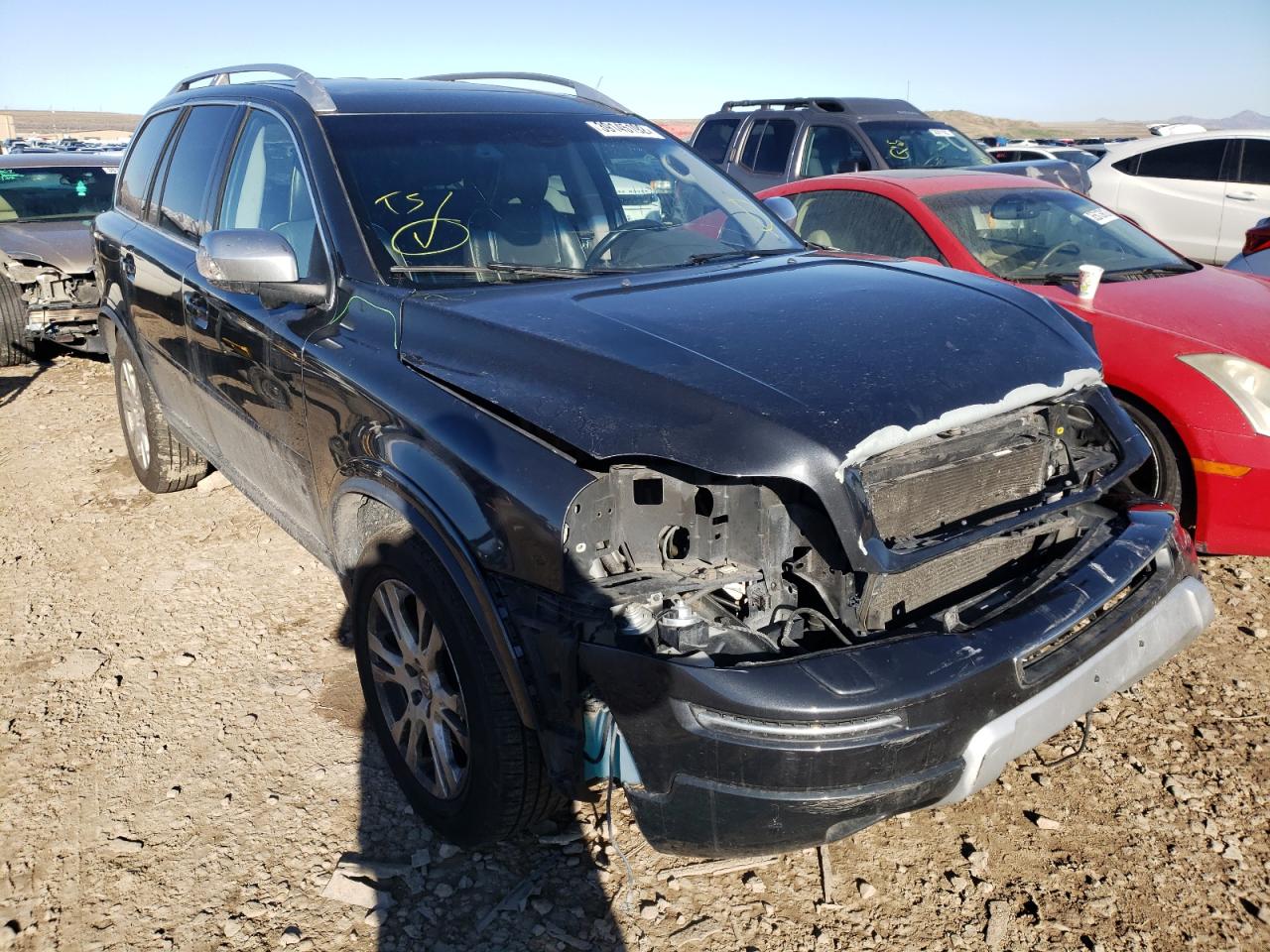 VOLVO XC90 3.2 2013 with VIN YV4952CYXD1665183 - Photo from auction