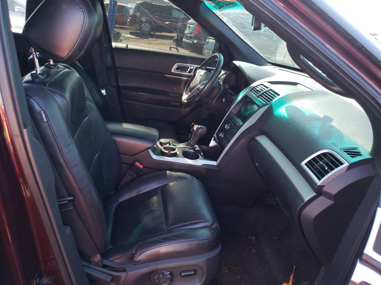 Photo 5 from auction – 2011 FORD EXPLORER X with VIN 1FMHK8D83BGA18039