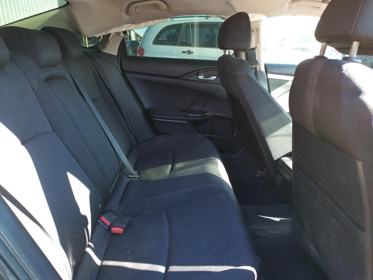 Photo 6 from auction – 2017 HONDA CIVIC EX with VIN 2HGFC2F73HH544339
