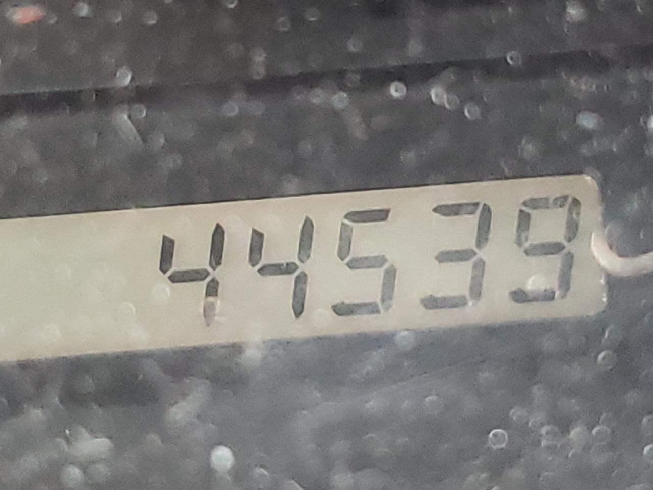 Photo 8 from auction – 2004 TOYOTA CAMRY LE with VIN 4T1BF30K64U574090