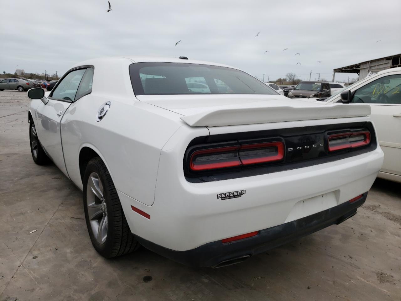 Photo 3 from auction – 2016 DODGE CHALLENGER with VIN 2C3CDZAG6GH113625
