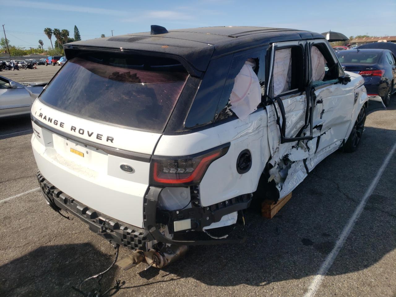 Photo 4 from auction – 2021 LAND ROVER RANGE ROVE with VIN SALWS2RUXMA755574