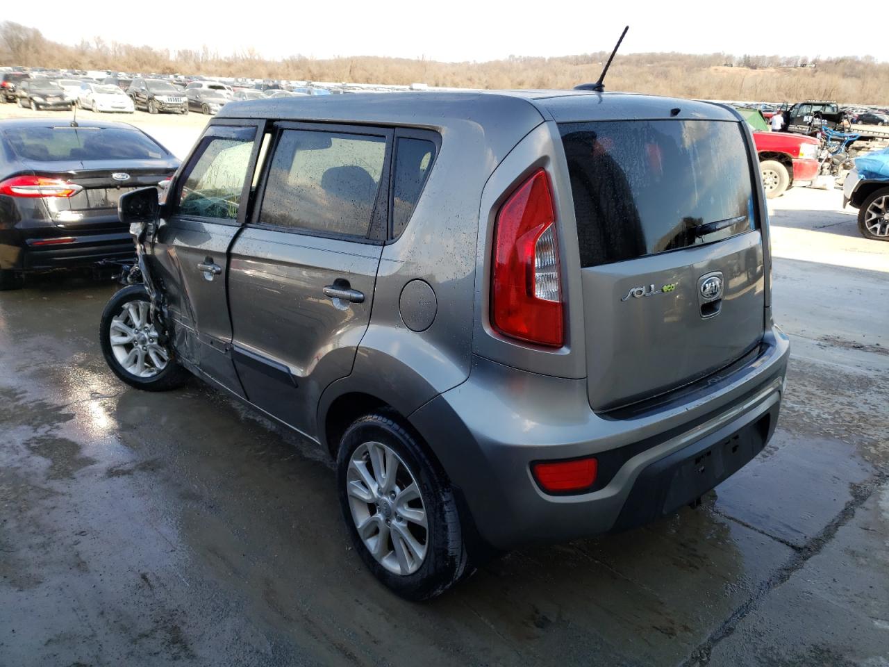 Photo 3 from auction – 2013 KIA SOUL + with VIN KNDJT2A64D7570672