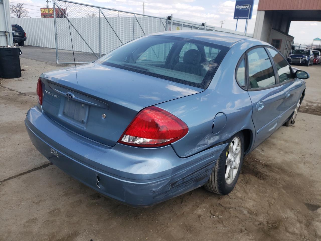 صورة رقم 4 من المزاد - 2007 FORD TAURUS SEL مع VIN 1FAFP56U37A131219