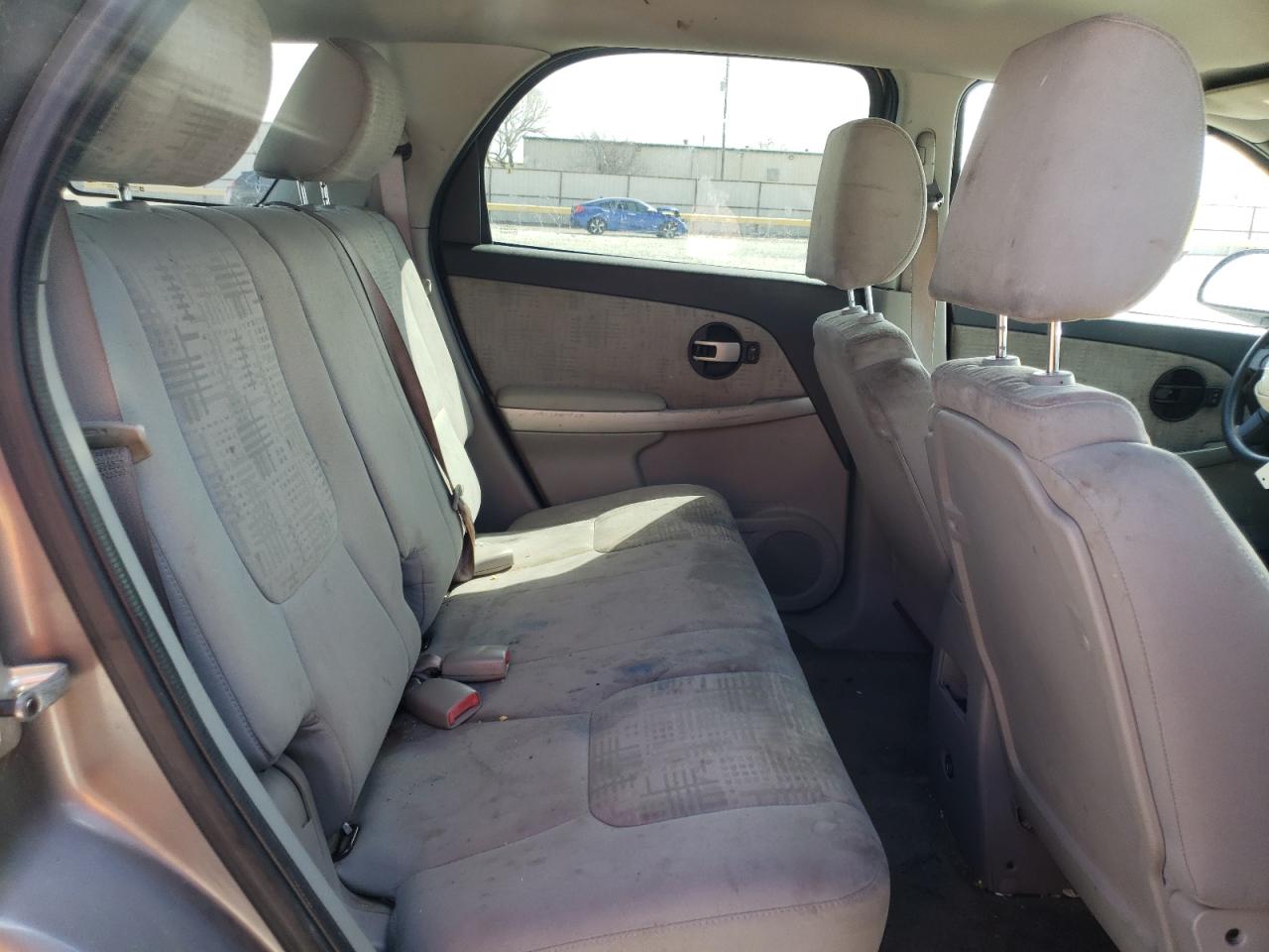 Photo 6 from auction – 2005 CHEVROLET EQUINOX LS with VIN 2CNDL13F056197003