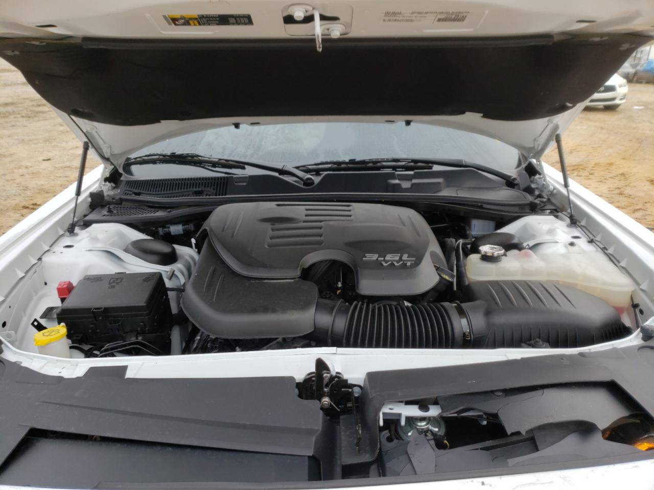 Photo 7 from auction – 2018 DODGE CHALLENGER with VIN 2C3CDZAG8JH255546