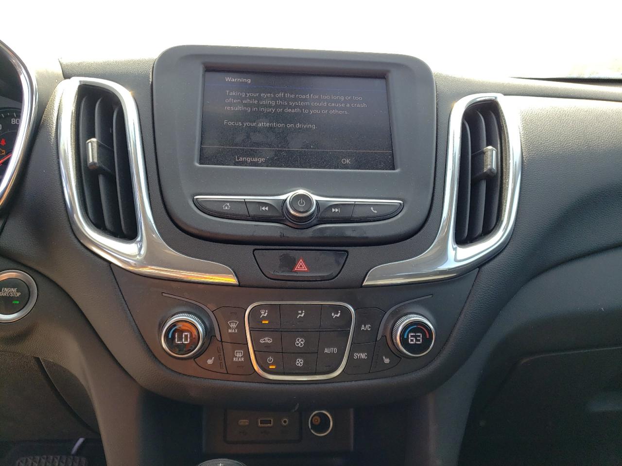 Photo 9 from auction – 2020 CHEVROLET EQUINOX LT with VIN 3GNAXKEV7LL307745