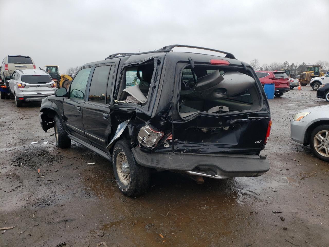 Photo 3 from auction – 1998 FORD EXPLORER with VIN 1FMZU35PXWUB28620