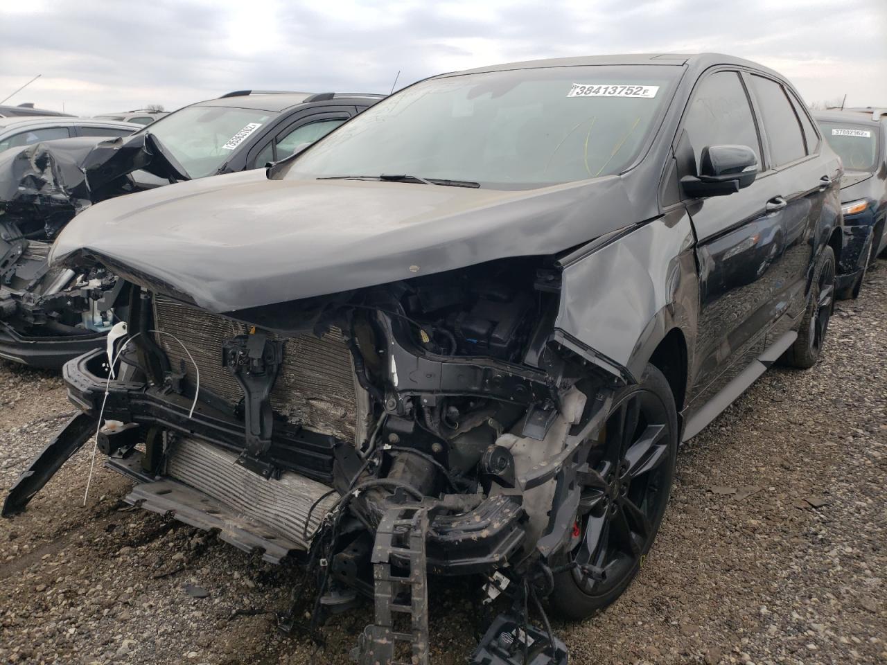 Photo 2 from auction – 2019 FORD EDGE ST with VIN 2FMPK4AP2KBB67565
