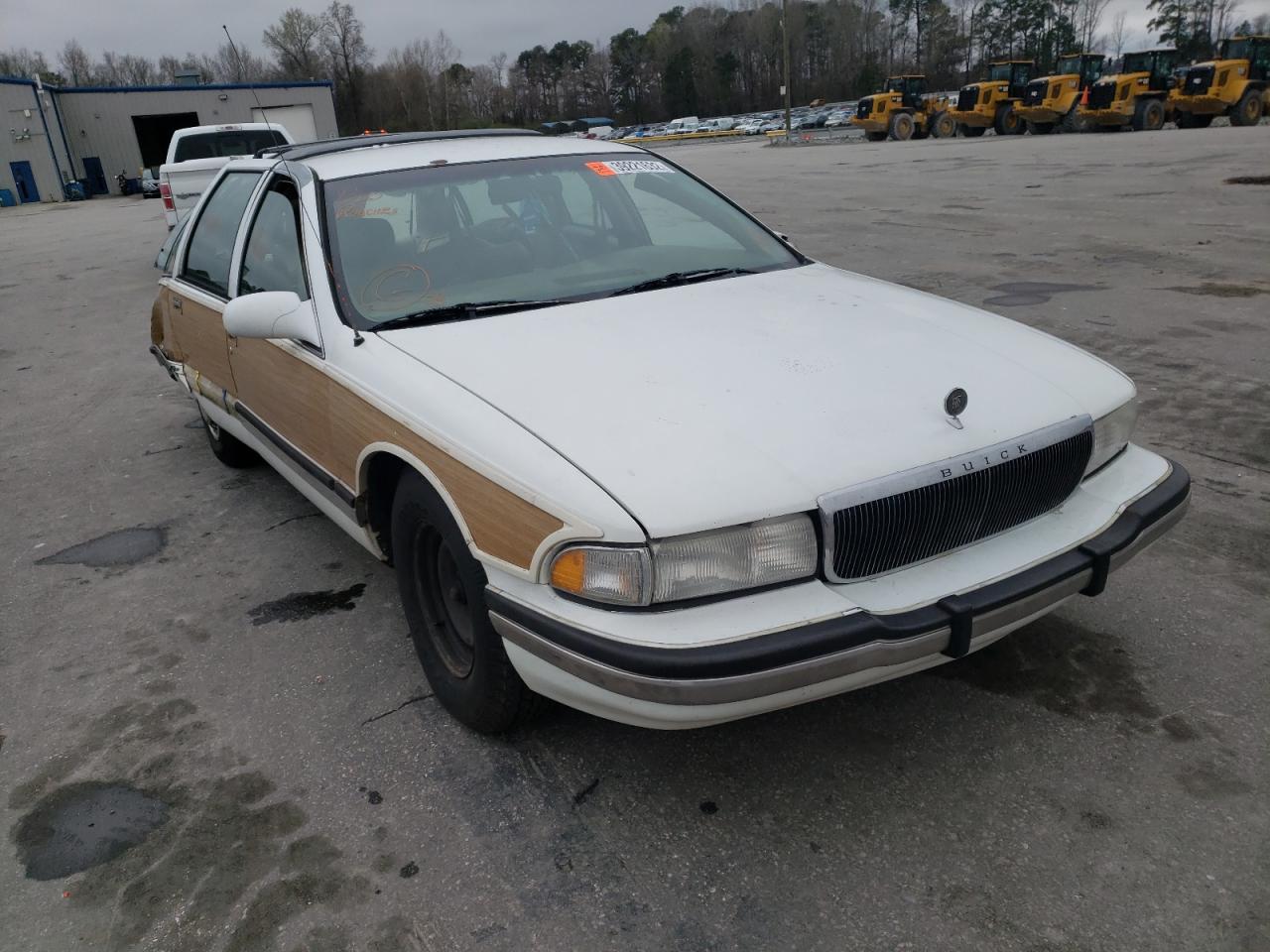 BUICK ROADMASTER 1996 with VIN 1G4BR82P7TR410393 - Photo from auction