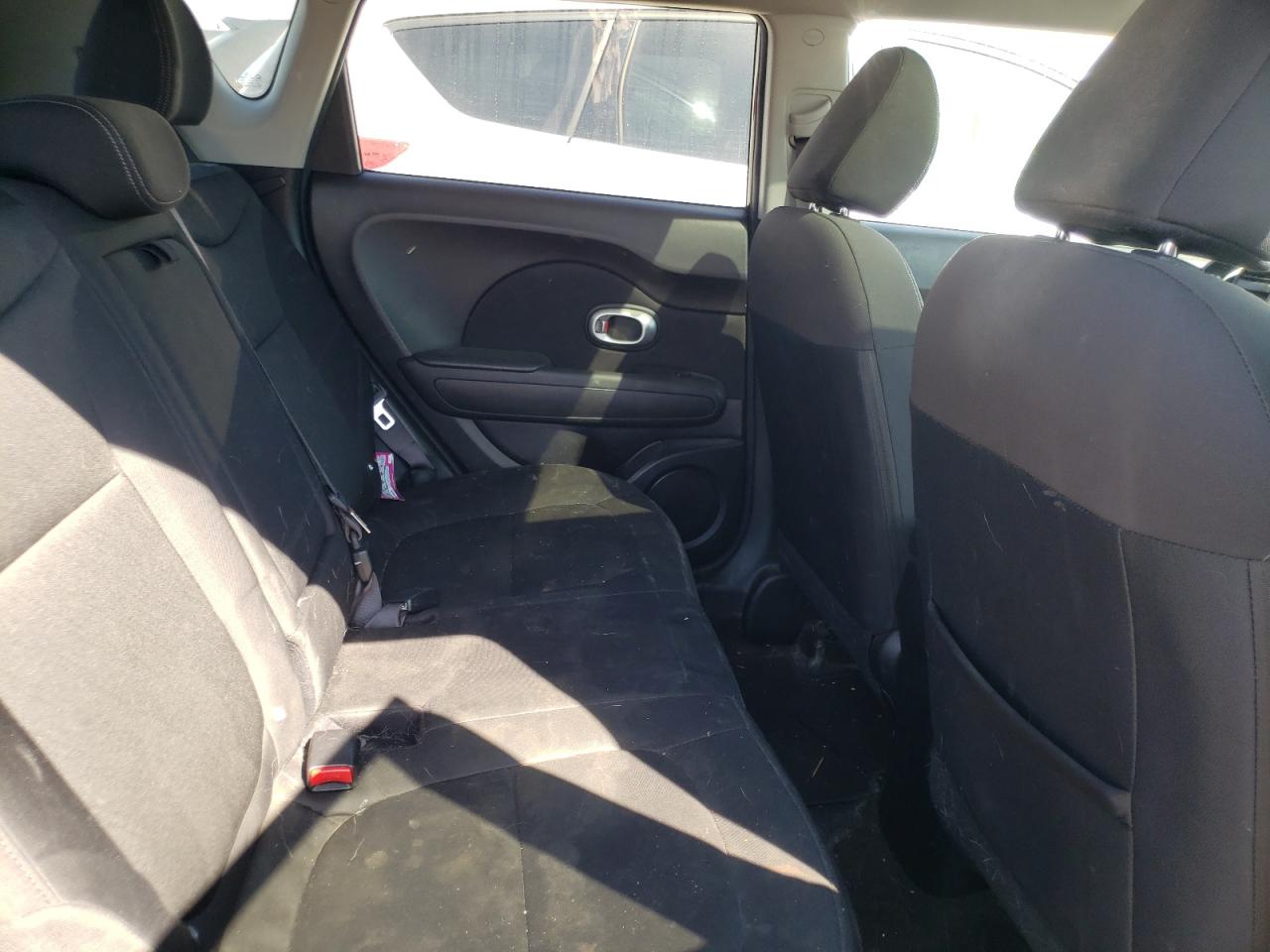 Photo 6 from auction – 2014 KIA SOUL with VIN KNDJN2A29E7726701