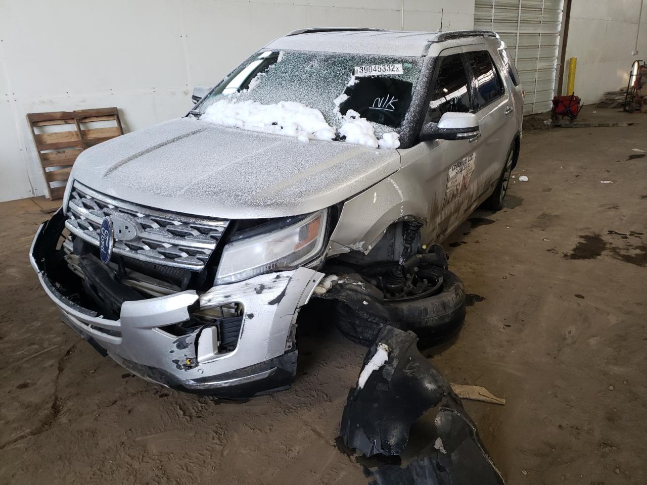 Photo 2 from auction – 2018 FORD EXPLORER L with VIN 1FM5K8F89JGB67456
