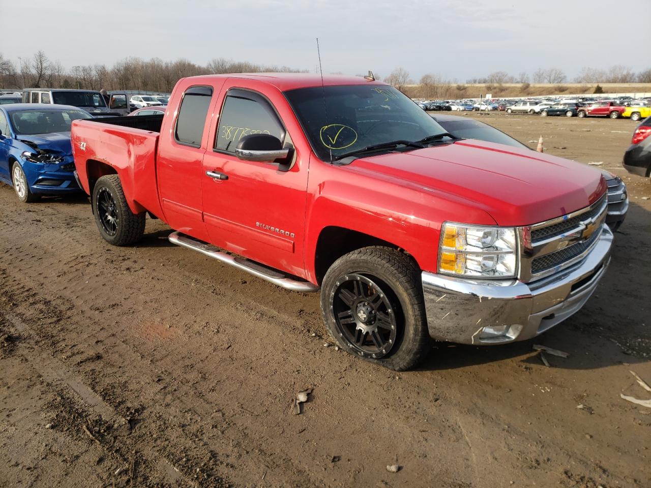 CHEVROLET SILVERADO 2012 with VIN 1GCRKSE71CZ267876 - Photo from auction