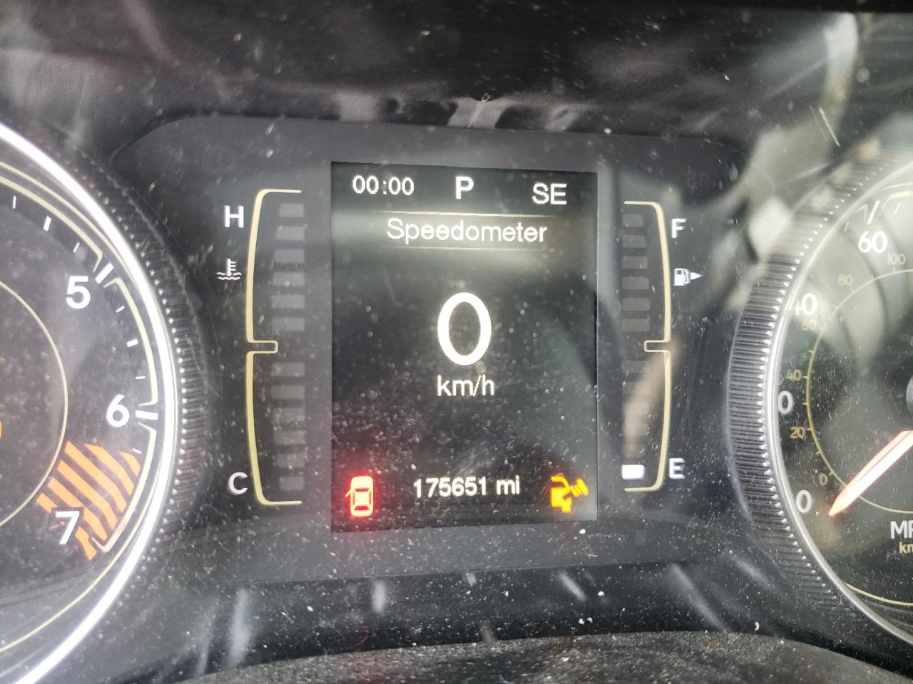 Photo 8 from auction – 2014 JEEP CHEROKEE S with VIN 1C4PJMAB7EW190094