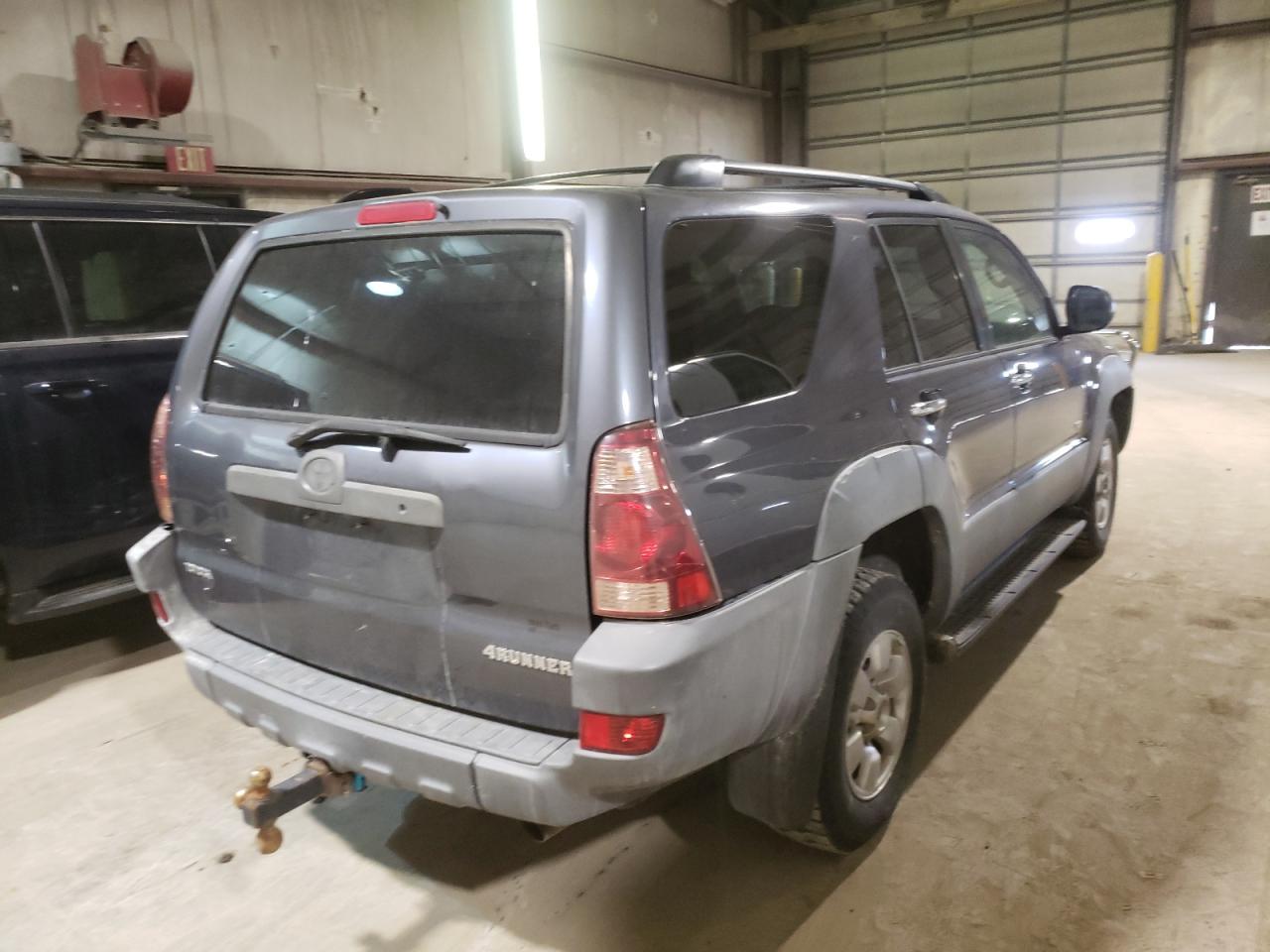 Photo 4 from auction – 2003 TOYOTA 4RUNNER SR with VIN JTEZT14R230010784